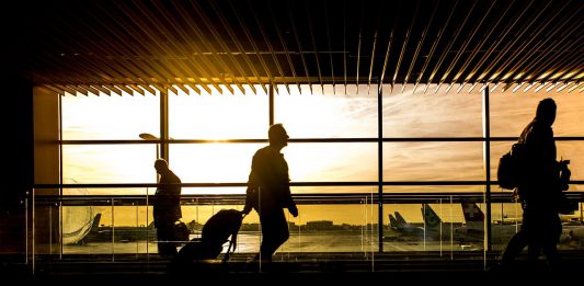 הטיסה התעכבה? לא נורא!