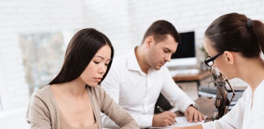 איך מתחילים הליך גירושין? – טיפים להתנהלות חכמה